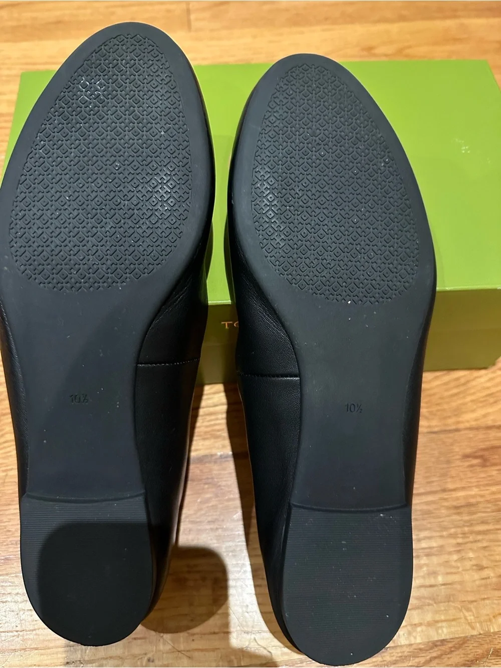 Tory Burch Black Leather Logo Medallion Ballet Flats